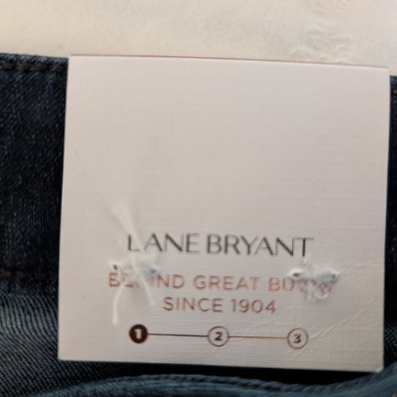 NWT Lane Bryant Shorts Essential Stretch Denim Jean Mid-Rise Bermuda Shorts, 16 - Picture 4 of 8